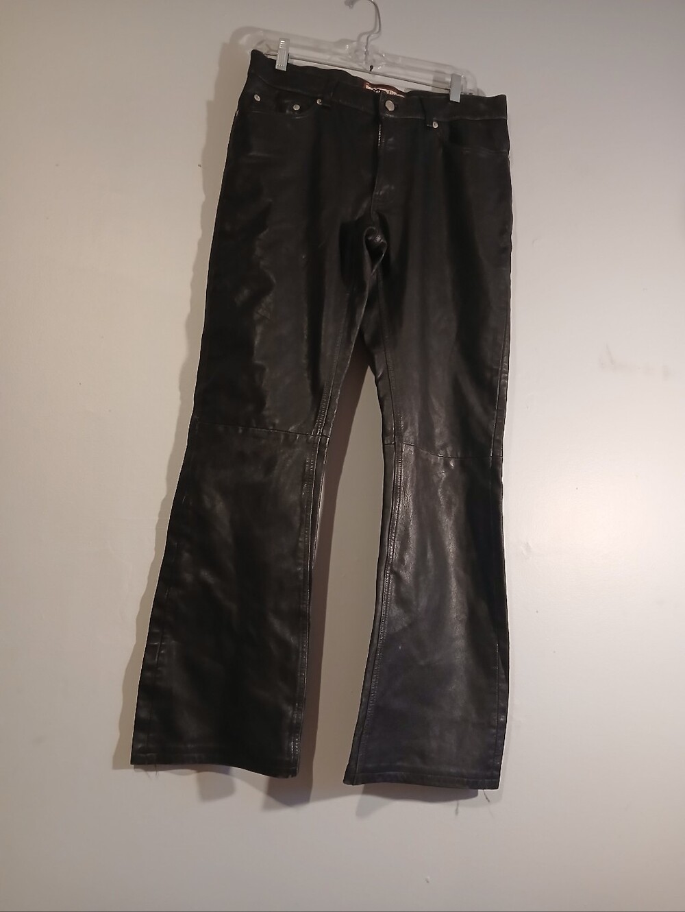 Old Navy Ladies Black Leather Pants. Size 10.